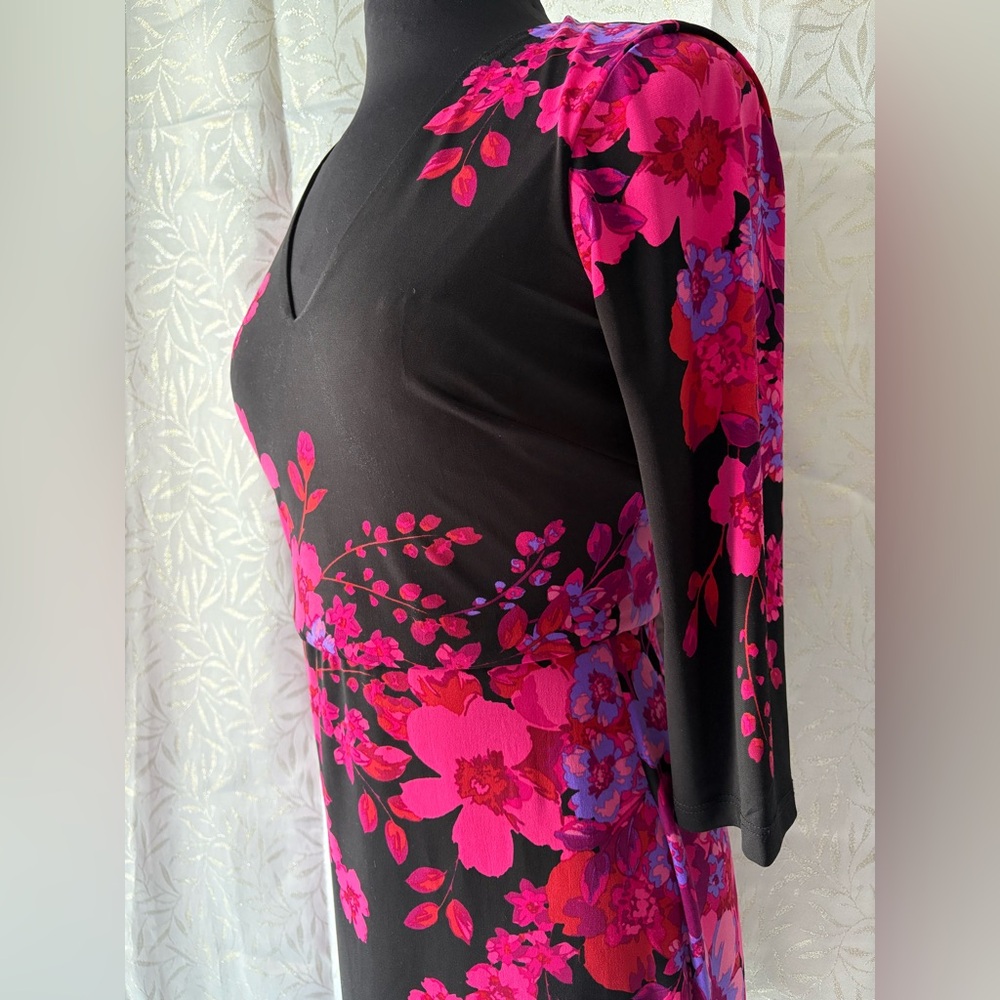 London Times Black Sheath Dress with Hot Pink Floral Print - Picture 2 of 11